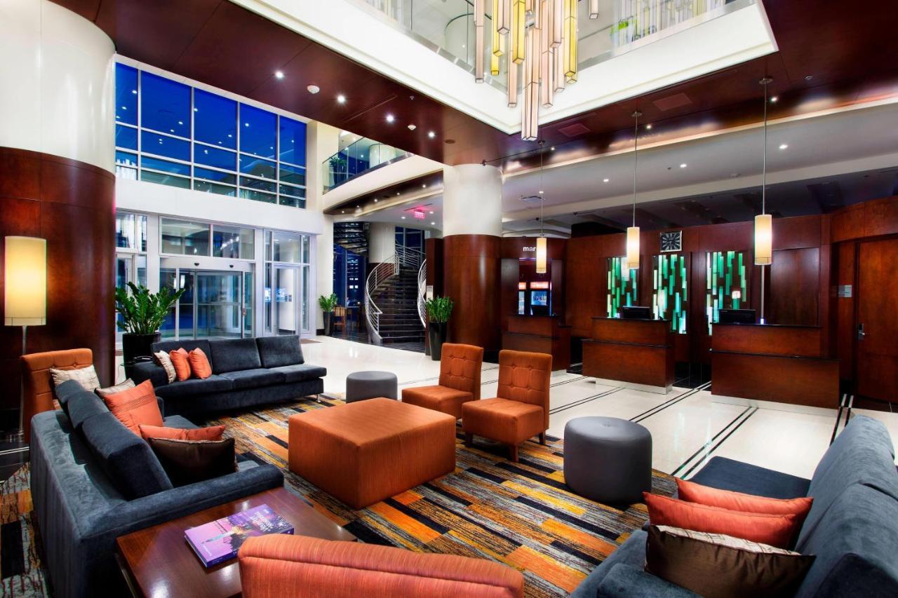 Courtyard Par Marriott Montreal Centre-Ville Exterior foto