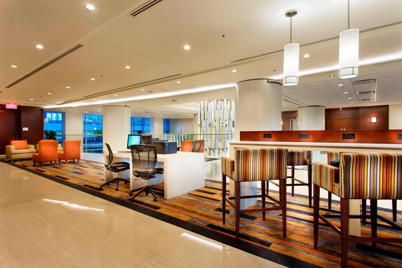 Courtyard Par Marriott Montreal Centre-Ville Exterior foto