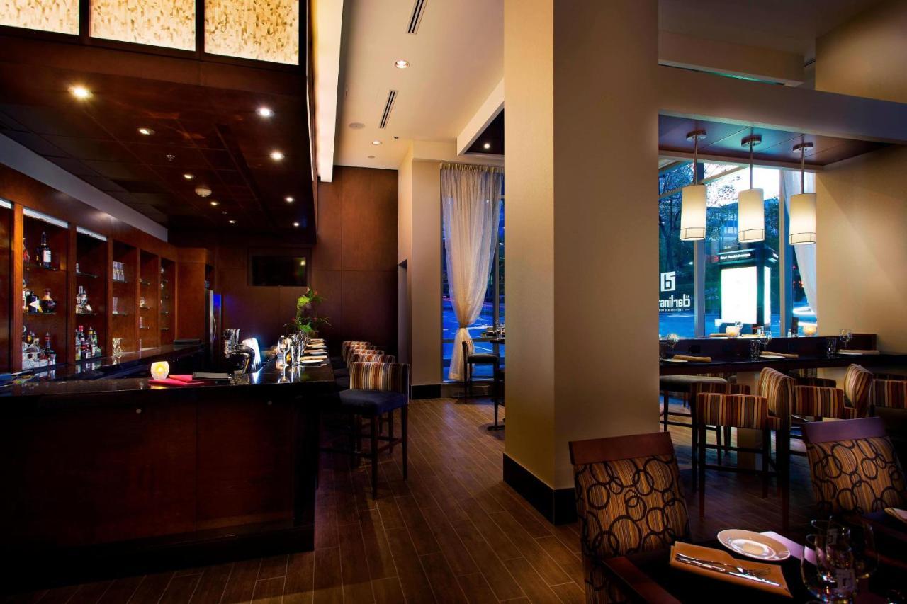 Courtyard Par Marriott Montreal Centre-Ville Exterior foto