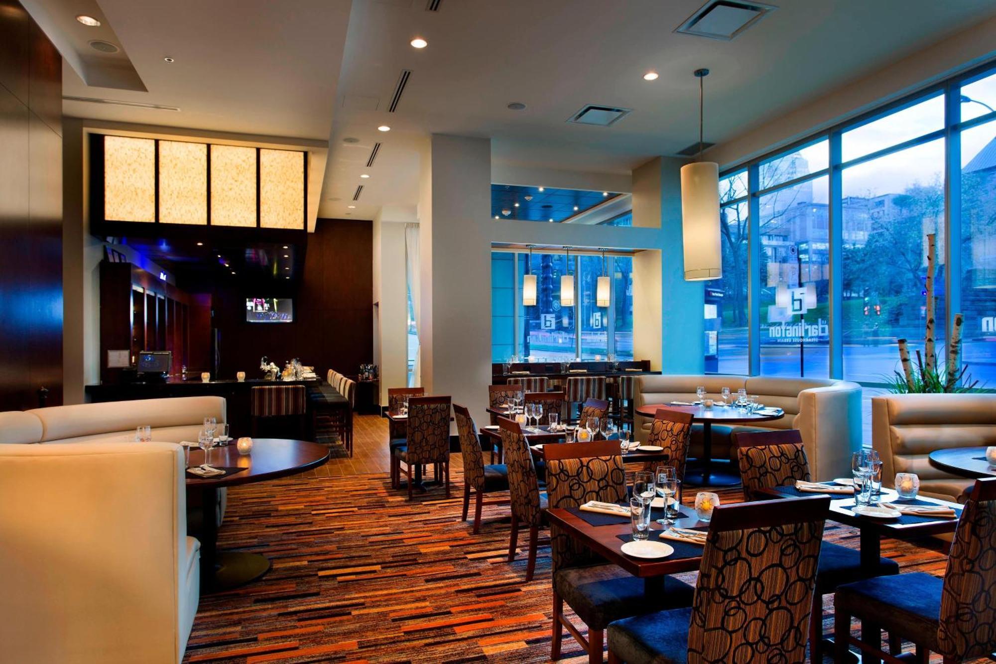Courtyard Par Marriott Montreal Centre-Ville Exterior foto