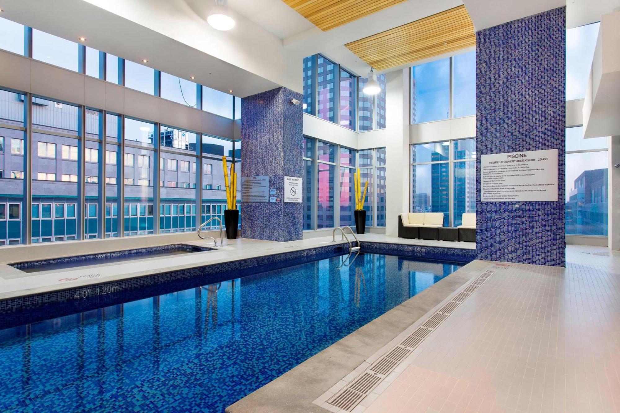 Courtyard Par Marriott Montreal Centre-Ville Exterior foto