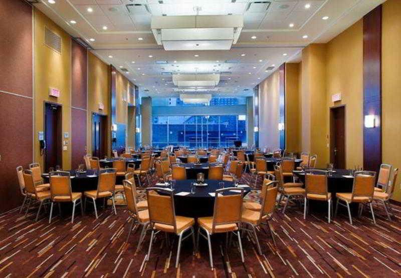 Courtyard Par Marriott Montreal Centre-Ville Exterior foto